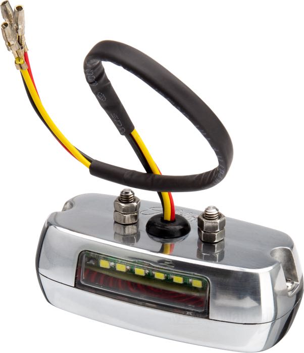 Rücklicht »Gort« von Motone; Aluminiumguss, poliert; B x H x T: 89.5 x 45 x 29.1 mm; Glühlampen-Typ: LED; Gewinde: #10-32; 12 V; mit LED Leuchtmittel; mit Bremslicht; mit Alu-Gehäuse; mit Kennzeichenbeleuchtung; Montagefläche: plan; mit vier Muttern; E4 geprüft; Bruttogewicht: 148.6 g