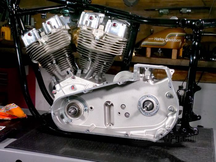 Carter primaire intérieur de Cannonball; adaptable à Big Twin 1965-1969; alu coulé; remplace OEM HD 60617-65A; Allemagne; poids brut: 4.56 kg