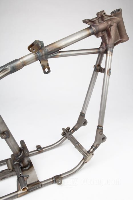 Telaio rigido »Straightleg« di VG Classic Frames & Parts; atto per Knucklehead/Big Twin Flathead 1947; acciaio / ghisa sferoidale, naturale; rake: 30 °; rimpiazza OEM HD 47000-40A; Paesi Bassi; peso lordo: 38 kg