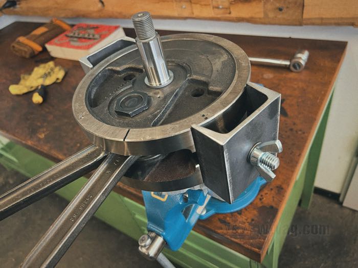 Assembly jig by Infernal Combustion; for Crankshaft; cast aluminum / steel; USA; gross weight: 4.12 kg
