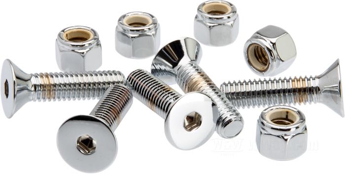 Kit bulloni di Colony; per fori di 3/8” con svasatura conica; acciaio, cromato; testa svasata a brugola; filettatura: 3/8”-16; lunghezza: 1-1/2 ” (38 mm); con dadi autobloccanti; rimpiazza OEM HD 43567-79 e 7778; U.S.A.; peso lordo: 150 g