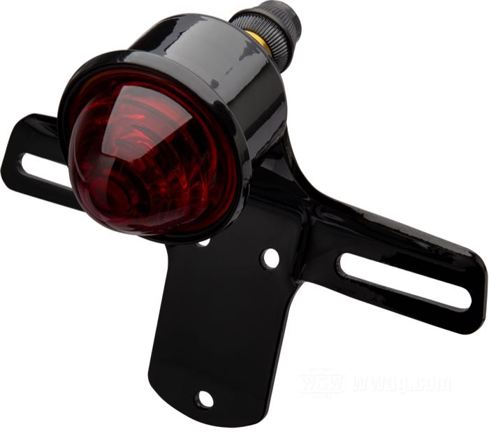 Taillight »Air-flo «; fits Flatheads 1934-1938, Knuckleheads 1936-1938; steel, black, painted, with real glass lenses; bulb type: G18.5 / P20/5W / P23/8W; 6 or 12 V; socket: BA15d; with 12 V bulb; with license bracket; replaces OEM HD 5051-34; gross weight: 560 g