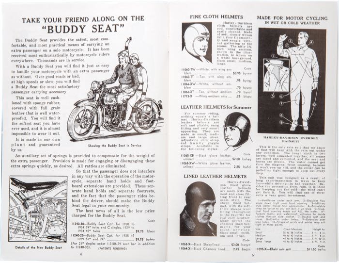 Catalogue »Classic H-D Motorcycle Accessories 1934«; papier; largeur x hauteur: 14.5 x 22.5 cm; noir et blanc; 31 pages; poids brut: 70 g