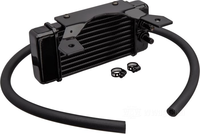 Radiateur d'huile »10-Row« de Jagg; adaptable à modèles Touring Evo et Twin Cam →2008; montage horizontal; aluminium / acier; avec durite, nécessaire de montage; poids brut: 1.03 kg