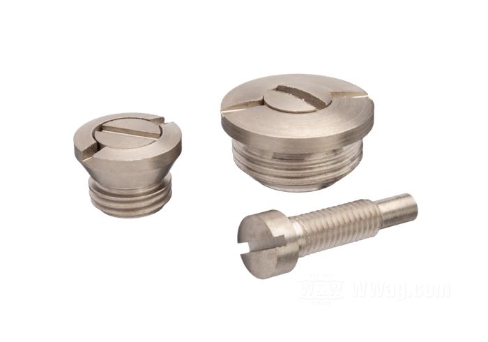 Hardware kit by Competition Distributing; for Oil pump; fits IOE models 1915-1922; steel, nickel-plated; replaces OEM HD 678-15, and 672-15; USA; gross weight: 56 g