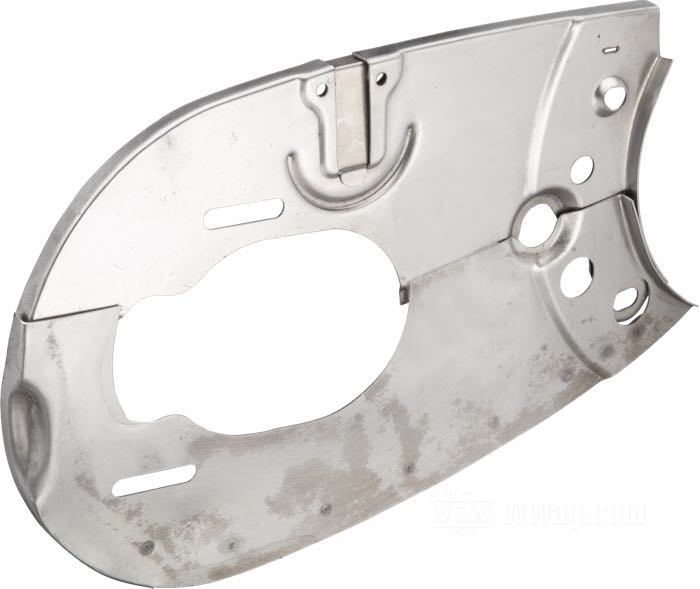 Set di copri-catena primaria di The Cyclery; atto per modelli R, W 1936-1941, modelli WR 1941-1952; acciaio, naturale; Altezza esterna della campana del pignone motore (A): 69 mm; Altezza interna della campana della frizione (B): 92 mm; Altezza esterna della campana della frizione (C): 95 mm; rimpiazza OEM HD 3801-32, 3811-29, 3804-32 e 3805-32; peso lordo: 2.81 kg