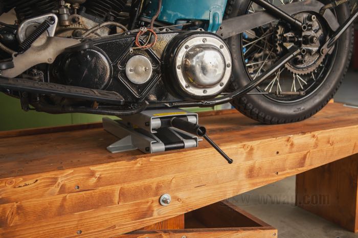 Motorradheber »Mini-Lift«; Stahl, grau, kunststoffbeschichtet; Länge x Breite: 450 x 150 mm; Mindesthöhe: 90 mm; max. Lift: 420 mm; max. Lift mit Adaptern: 490 mm; Deutschland; Bruttogewicht: 14.41 kg