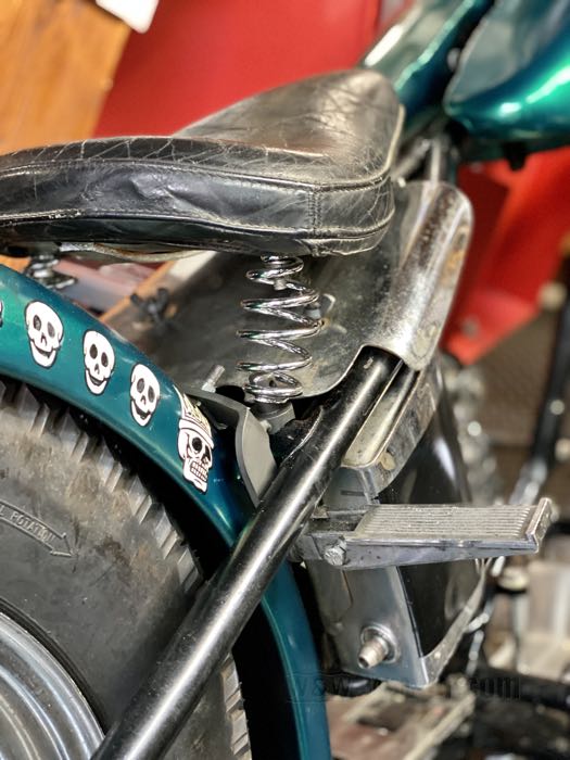 Bracket by LeBeeF; for Passenger pegs / Seat Springs; fits Big Twin 1936-1957; steel, parkerized, distance between the Ø14 mm spring studs = 165 mm; Germany; gross weight: 439 g
