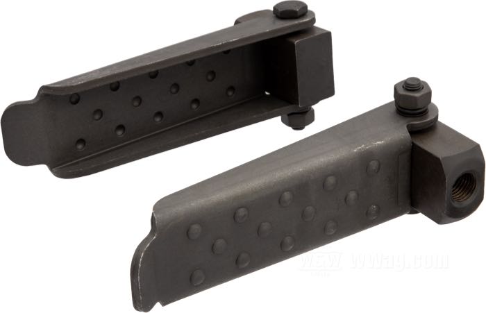 Passenger pegs »Tandem«; steel, parkerized, surface 95 x 32 mm; thread: 7/16”-20; replaces OEM HD 11241-29, and 52652-29; gross weight: 500 g