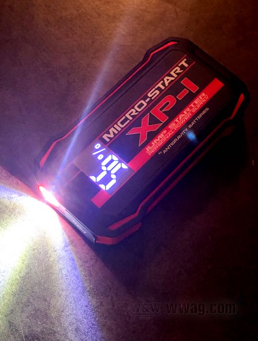 Batería »Micro-Start XP-1 Gen. 2« de Antigravity; L x A x A: 75 x 95 x 36 mm; peso neto: 501 g; 12 Ah; energía: 44.4 Wh; peso bruto: 1.13 kg