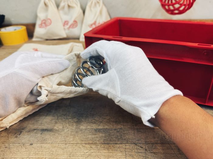 Gloves; cotton, white; gross weight: 20 g