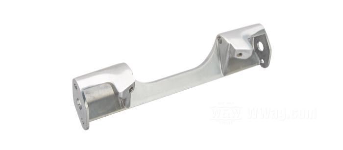 Staffa; per Frecce; atto per FL, FLH 1963-1973; alluminio fuso, lucidato; larghezza: 227 mm; Punto installazione: posteriore; rimpiazza OEM HD 68526-63; peso lordo: 140 g