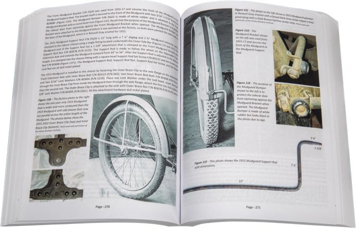 Libro »Harley-Davidson Sidecars - History and Restoration 1914-1967«; papel; ancho x alto: 28 x 21 cm; de Ric Bolduc; encuadernación rústica; color + blanco y negro; 559 páginas; inglés; ISBN: 9798985498400; peso bruto: 1.51 kg