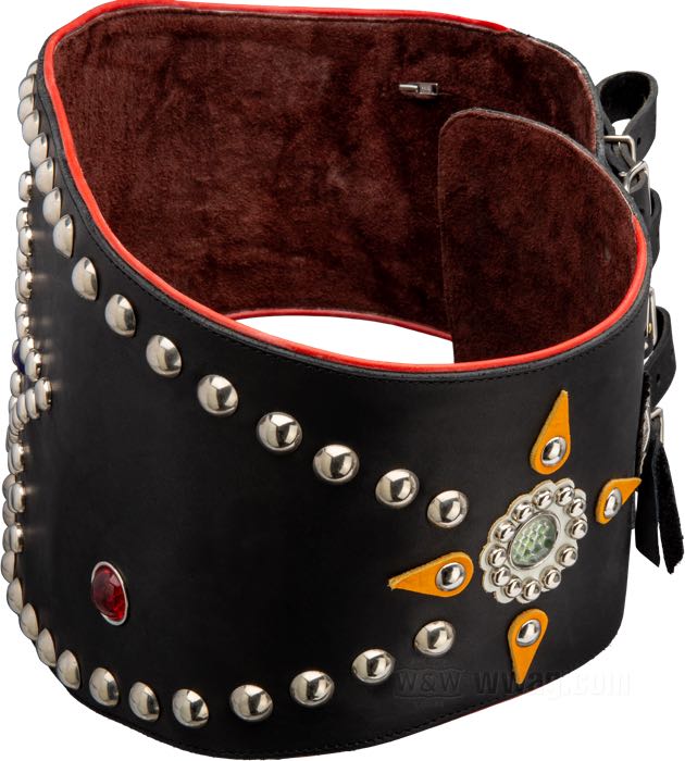 Ceinture lombaire »Cannonball«; cuir, avec passepoil rouge; largeur: 22.5 cm; longueur: 105 cm; Suède; poids brut: 1.47 kg