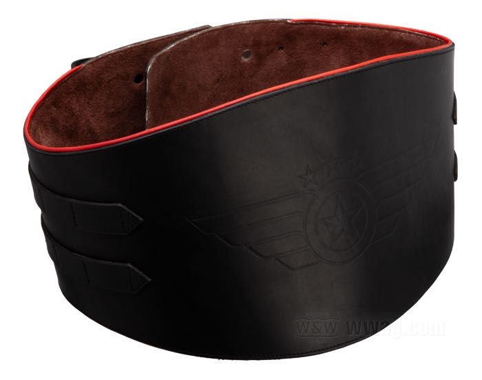 Nierengurt »Iron Wing« von The Cyclery; Leder, schwarz, mit roten Kedern; Breite: 22.5 cm; Länge: 105 cm; Schweden; Bruttogewicht: 1.33 kg