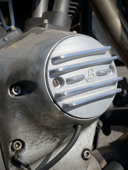 Zündungsdeckel »BigFin« von Bates; passend für Big Twin 1970-1998, Softail 1999, Sportster 2004-2020; Aluminiumguss, Guss-Finish / poliert; Spanien; Bruttogewicht: 113 g