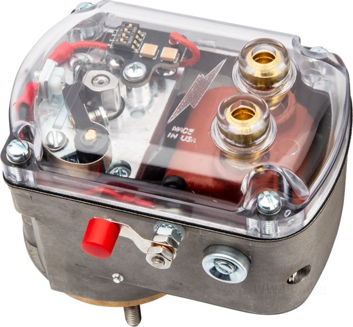 Magneto »MM74E« de Morris Magneto; apropiado para Big Twin OHV 1936-1969; aluminio, acabado moldeado, tapa transparente, magneto se monta en el sentido de la marcha; EE. UU.; peso bruto: 2.77 kg
