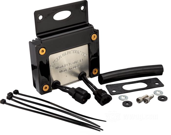 Regulatore/Raddrizzatore di Cycle Electric; atto per Touring 2014-2016 (modelli raffreddati ad aria); alluminio, nero, anodizzato; U.S.A.; peso lordo: 1.32 kg