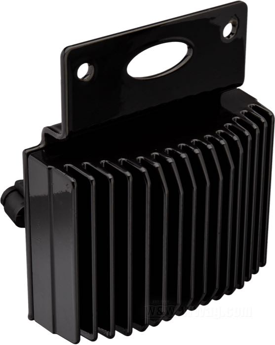 Regulatore/Raddrizzatore di Cycle Electric; atto per Touring 2014-2016 (modelli raffreddati ad aria); alluminio, nero, anodizzato; U.S.A.; peso lordo: 1.32 kg
