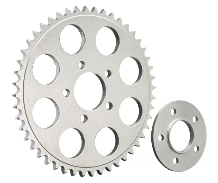 Rear sprocket; fits Big Twin 1973-1985, Sportster 1979-1981; aluminum 7116 T6, silver, satin finish; offset: 6 mm; number of teeth: 48; pitch: 530 (5/8” x 3/8”); Ø centering collar: 50 mm; with offset spacer; USA; gross weight: 964 g