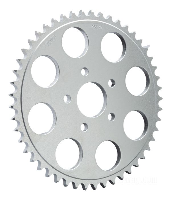 Couronne à chaîne; adaptable à Sportster 1986-1992; aluminium 7116 T6, argenté, satiné; déport: 0 mm; nombre de dents: 49; pas: 530 (5/8” x 3/8”); Ø collier centrage: 50 mm; USA; poids brut: 875 g