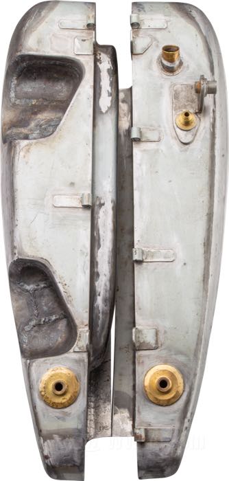 Benzin- und Öltanks von The Cyclery; passend für F und J Modelle 1925-1929; Stahlblech; Volumen: 14 l; erforderliche(r) Tankdeckel: Schraubgewinde 1.5”-24; erforderlicher Benzinhahn: 1/8” NPT; ersetzt OEM HD 3501-25 und 3502-25; Bruttogewicht: 14 kg