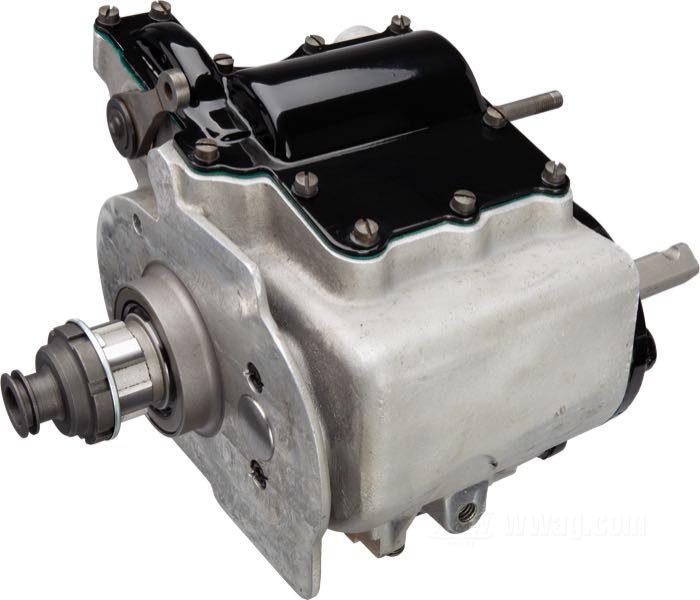 Transmission 4 vitesses de Samwel Supplies; adaptable à 45”/750cc Flathead modèles solo 1947-1952; alu coulé / acier; remplace OEM HD 33006-47; Europe; CONSEIL: Ces transmissions sont conçues pour des grilles de vitesses 1947→ (1er rapport en arrière).; poids brut: 10.36 kg