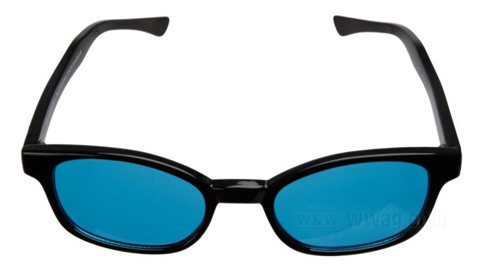 Lunettes de soleil de Original KD’s; polycarbonate; largeur: 132 mm; matériel des verres: polycarbonate; couleur/type des verres: turquoise; largeur des verres G: 47.5 mm; avec etui en tissu; poids brut: 29 g