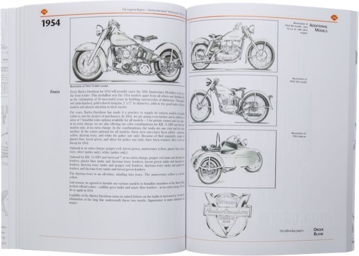 Livre »The Legend Begins«; papier; largeur x hauteur: 216 x 280 mm; par Sharon Bach, Ken Osterman; reliure souple; 234 pages; anglais; remplace OEM HD 99403-93A; poids brut: 901 g
