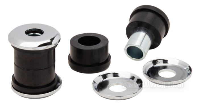 Douilles de risers; adaptable à modèles FL et FX 1973-1984, Sportster 1973-2003, FXR 1983-1994, Dyna 1991-2017, Softail 1984-2017 (sauf Springer); caoutchouc; avec rondelles chromées, douilles; remplace OEM HD 56158-73, 56159-73 et 56156-86; poids brut: 150 g