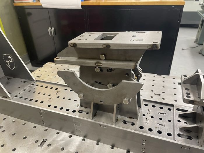 Frame jig »CT Newman« by CT Newman Engineering; fits Big Twin 4-speed frames; steel, bare; Spain, designed in the USA; gross weight: 150 kg