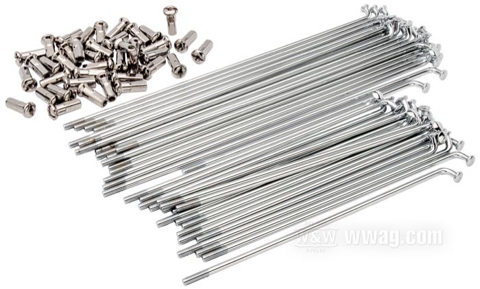 Juego de radios; apropiado para modelos 45”/750 cc 1929-1952 (salvo Servi-car 1941→); acero, cromado; largo L1: 209; largo L2: 149; ángulo α: 95 °; rosca: 9G-40; para buje delantero con semi-tambor de freno 750 cc; para llantas con base semi-profunda 18