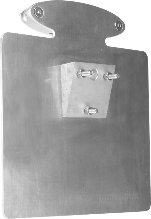 Rücklicht- und Kennzeichenhalter von VIP - Vintage Iron Parts; Aluminium, blank; Breite x Höhe: 220 x 200 mm; ohne Blinker; mit Alu-Gehäuse; mit Kennzeichenbeleuchtung; ohne Rücklicht; Montagefläche: plan; Deutschland; Bruttogewicht: 1 kg