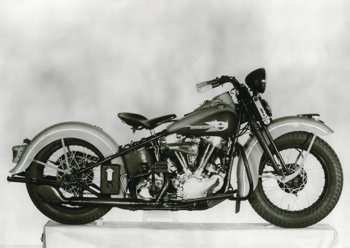 Rear fender; fits Big Twin 1936-1957; steel, bare; with Mounting hardware; replaces OEM HD 3711-39, and 59604-39; gross weight: 6.2 kg