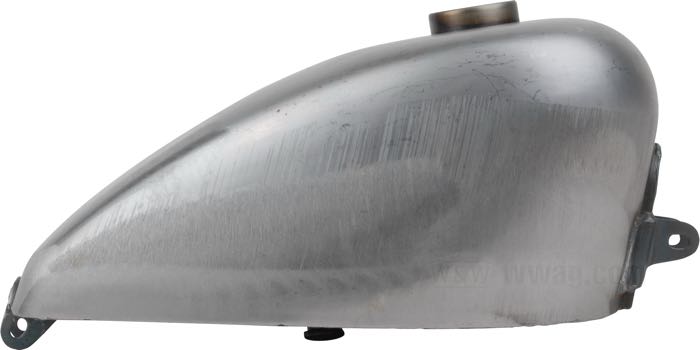 Benzintank »XL 57-78 2.4 gal«; passend für Sportster 1957-1978; Stahl; Volumen: 9.1 l; erforderliche(r) Tankdeckel: Bajonettverschluss 1955-1982; erforderlicher Benzinhahn: 3/8” NPT; erforderlicher Benzinhahn: 3/8” NPT; ersetzt OEM HD 61000-54B; Bruttogewicht: 3.2 kg