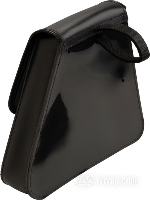Alforja »Solo«; apropiado para Sportster 1982-2003; cuero de vaca, negro, Medidas en cm: 28 altura x 18 ancho (arriba) x 29 ancho (abajo) x 8.5 profundidad.; Alemania; peso bruto: 1.05 kg