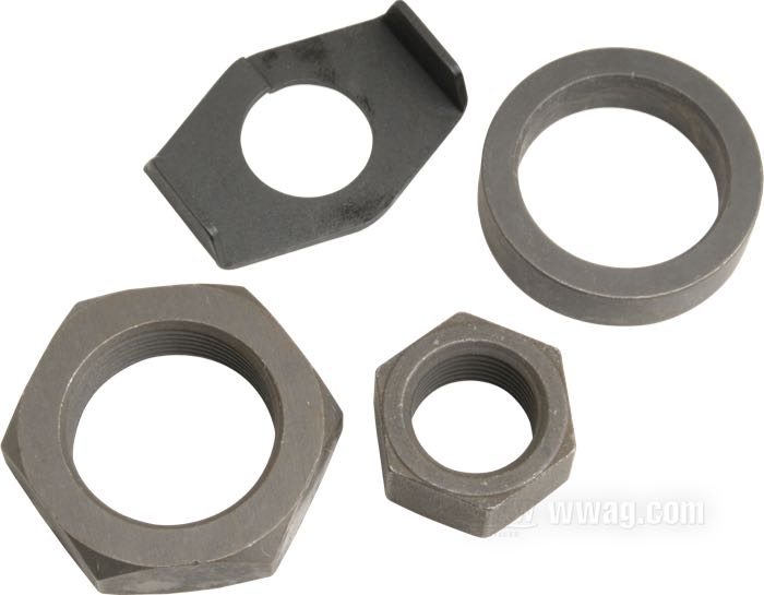 Axle nut kit; fits Big Twin 1930-1972; steel, parkerized, with lockwasher, spacer and axle sleeve nut; thread: 5/8”-18 / 1”-20; position: rear; replaces OEM HD 8095, 41596-30, 7980, and 41603-32; gross weight: 120 g