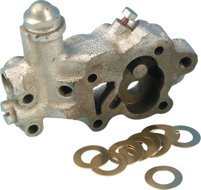 Seal washer; for Plug / Relief valve; fits Big Twin 1954-1978; brass; ID x OD: 13.5 x 23.8 mm, 0.65 mm thick; replaces OEM HD 6581; gross weight: 2 g