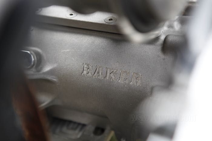 Trasmissione 4 marce di BAKER Drivetrain; per coperchio primaria in alluminio; atto per Big Twin 1970-1985; cambio a pedale; cambio stile FL; alluminio fuso / acciaio, naturale; con pignone catena di 23 denti; U.S.A.; peso lordo: 18 kg