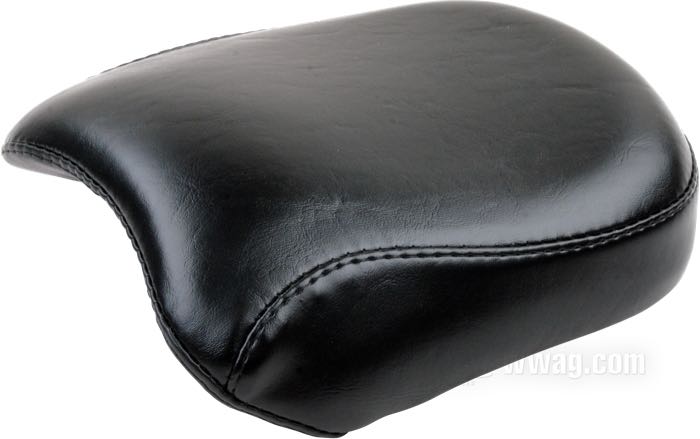 P-Pad »Silhouette« by Le Pera; fits Softail 2006-2017 (200 mm rear tire); synthetic leather, black; L x W x H: 25 x 21 x 6 cm; USA; gross weight: 1 kg