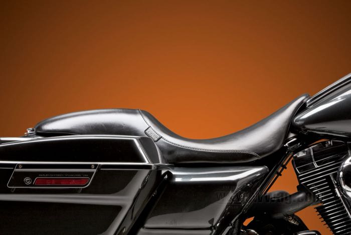 Asiento biplaza »Silhouette« de Le Pera; apropiado para Touring 2008→; piel sintética, negro, liso; largo x ancho: 78 x 32 cm; EE. UU.; peso bruto: 5.5 kg