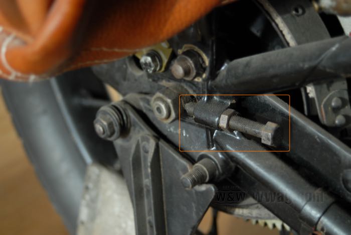 Adjustment bolts by Competition Distributing; for Rear axle; fits F and J Models 1926-1929; steel, parkerized; with nuts; replaces OEM HD 2827-26; USA; gross weight: 100 g