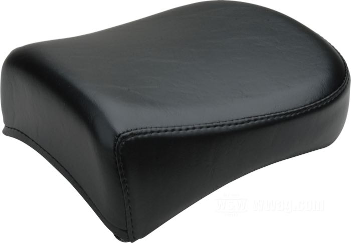 Cuscino passeggero »Silhouette« di Le Pera; atto per Touring 2008→; similpelle, nero, altezza anteriore: 8 cm / altezza posteriore: 6 cm; lunghezza x larghezza: 26 x 20 cm; U.S.A.; peso lordo: 1.1 kg