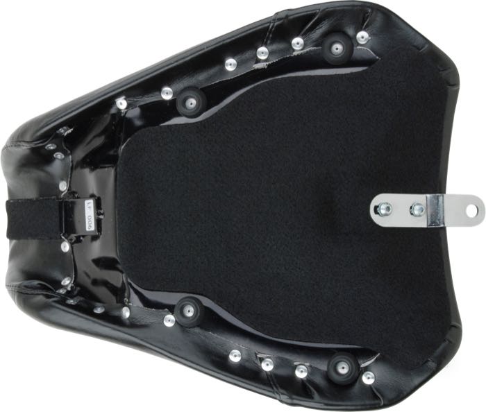 Selle mono »Bare Bones Standard« de Le Pera; adaptable à Sportster 2004-2006 et 2010-2020; avec réservoir 3.3 gal (12.5l); simili cuir, noir, lisse; longueur x largeur: 40 x 31 cm; USA; poids brut: 3.02 kg