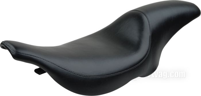 Asiento biplaza »Silhouette« de Le Pera; apropiado para Touring 2002-2007 (salvo Road King); piel sintética, negro, liso; largo x ancho: 84 x 31 cm; EE. UU.; peso bruto: 5.74 kg