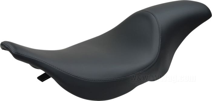 Asiento biplaza »Silhouette« de Le Pera; apropiado para Touring 1997-2001 (salvo Road King); piel sintética, negro, liso; largo x ancho: 85 x 32 cm; EE. UU.; peso bruto: 5 kg
