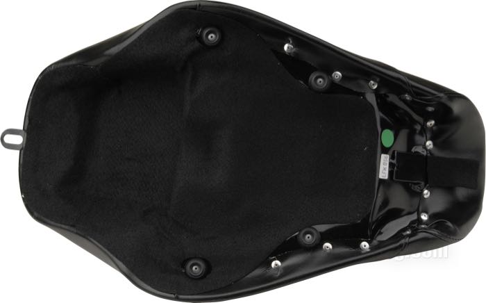 Selle mono »Silhouette Standard« de Le Pera; adaptable à Sportster 2007-2009; avec réservoir 3.3 gal (12.5l); simili cuir, noir; longueur x largeur: 54 x 32 cm; USA; poids brut: 4 kg