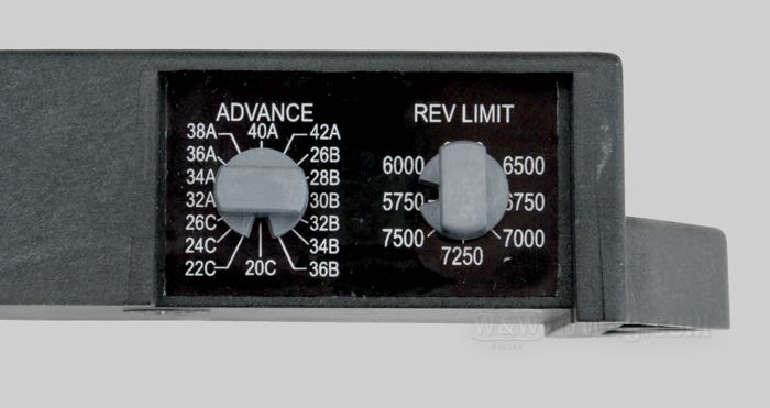 Centralita de encendido »2000TC« de Dynatek; apropiado para Twin Cam 88 1999-2003 con carburador; para usar con 12 V; resistencia primaria: 2 x 0.8 Ω; peso bruto: 360 g