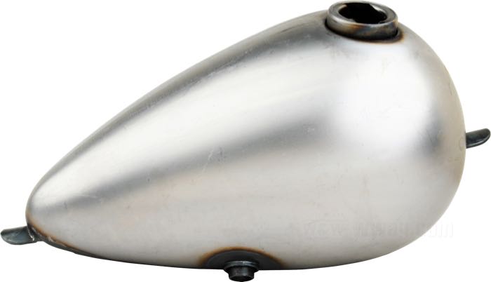 Depósito de gasolina »Teardrop«; acero; volumen: 8.3 l; tapón necesario: cierre de bayoneta 1955-1982; tapón necesario: 1 x ventilado; grifo de gasolina necesario: 3/8” NPT y 1/4” NPT; peso bruto: 3.68 kg