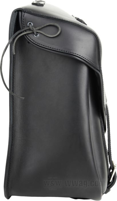 Sacoche »Bamse« de Lejonkulan; vachette, noir, à dos plat; L x H x P: 43 x 39 x 21 cm; volume: 30 l; Suède; poids brut: 4.24 kg